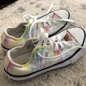 Pastel tie dye converse